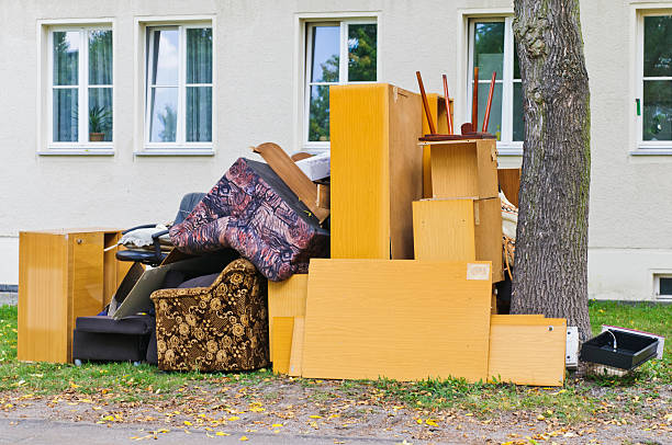 Best Yard Waste Removal  in Newport, WA